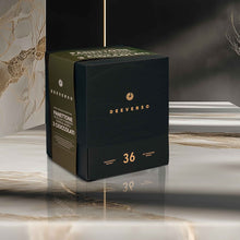 Carica l&#39;immagine nel visualizzatore di Gallery, Panettone Deeverso 3 cioccolati
